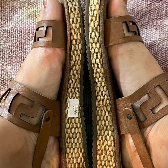 Handmade leather sandals - Picture 1 of 4